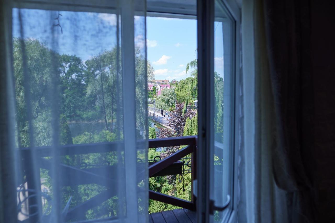 Zdybanka Hotel Sumy Eksteriør billede