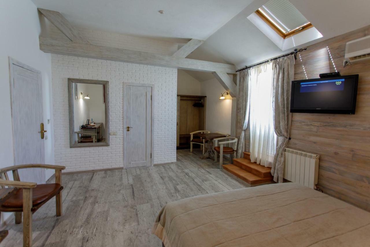 Zdybanka Hotel Sumy Eksteriør billede
